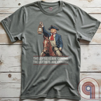 Funny historical Trump Tee - Donald Trump as Paul Revere Warning America About Leftists & Globalists. Show Defiance Against Tyranny with This Patriotic T Shirt and Help Spread The Message To Save America & Make America Great Again!
Trump shirt;Patriotic graphic tee;MAGA humor;Conservative political shirt;Paul Revere t shirt;Pro-America t-shirt;Unisex patriotic apparel;Political satire shirt;Revolutionary War shirt;USA-made conservative tee;Funny Trump tee;anti-Globalist shirt;Modern-day patriot - Grey