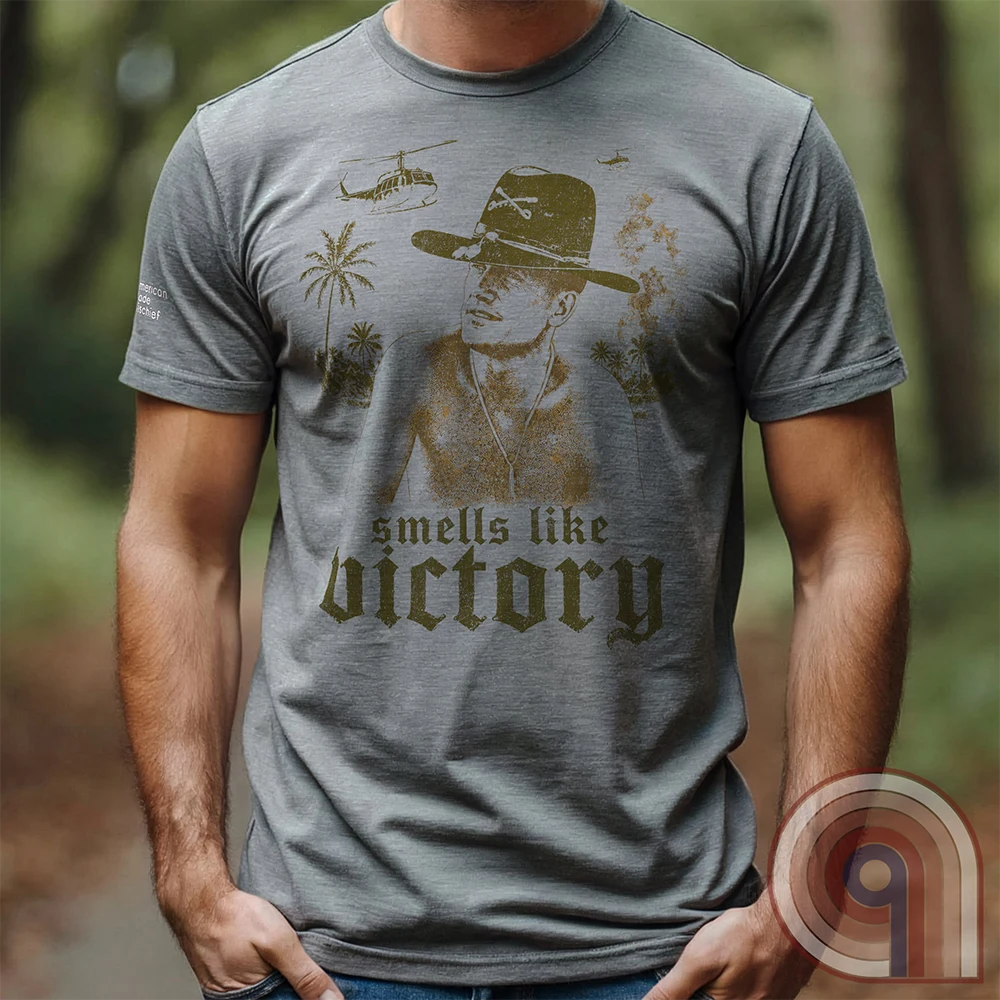 Smells Like Victory - Apocalypse Now T-Shirt